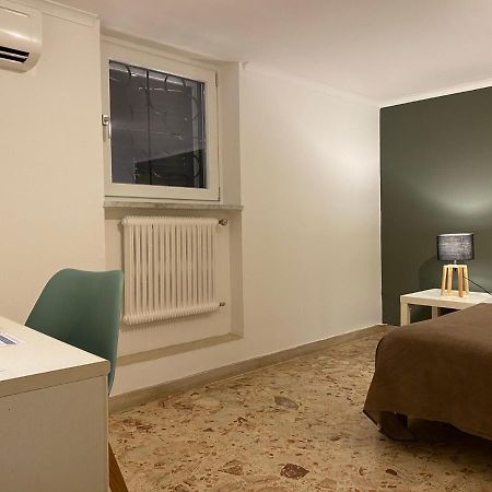 Charme Rooms Taranto Luaran gambar