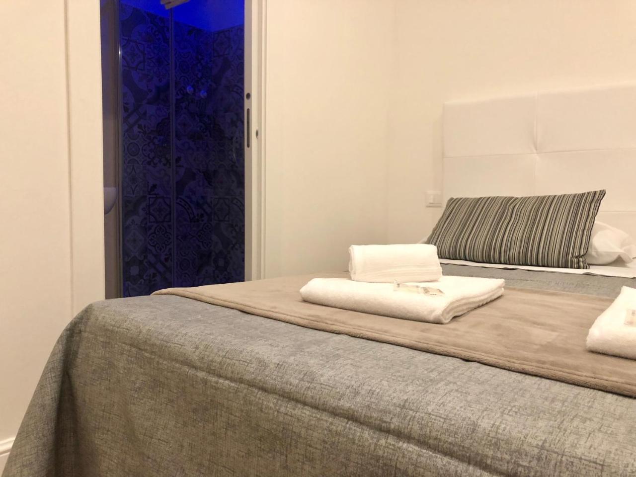 Charme Rooms Taranto Luaran gambar