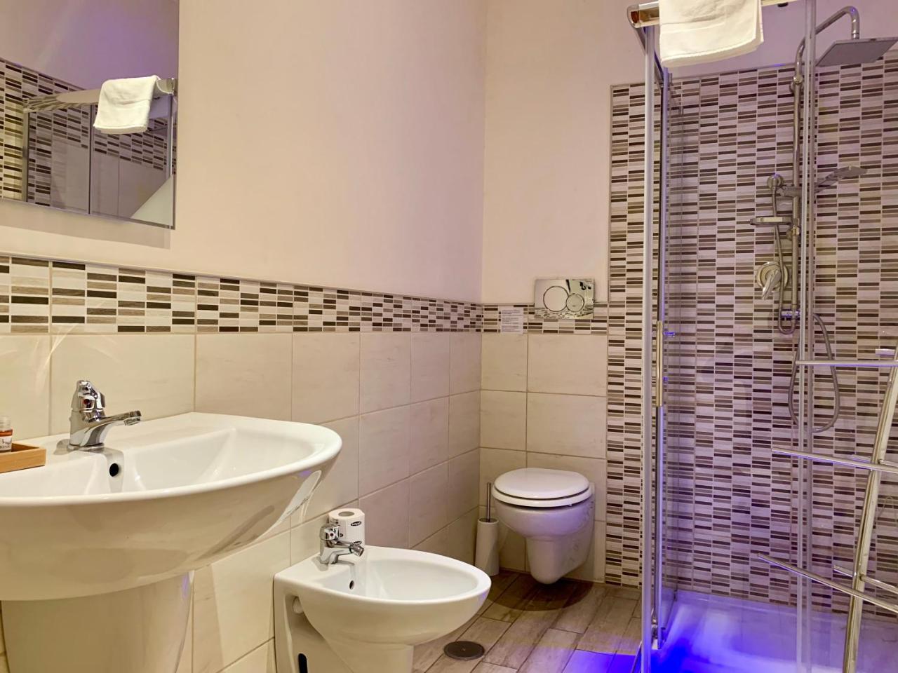 Charme Rooms Taranto Luaran gambar
